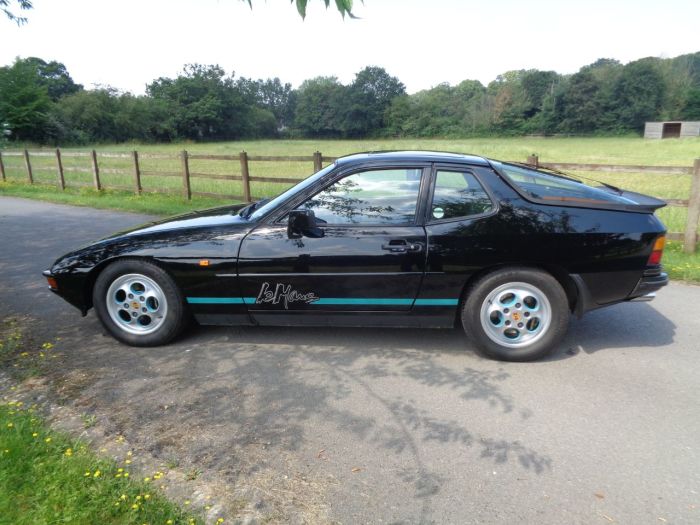 Porsche 924 2.5 S Le Mans Coupe Petrol Black