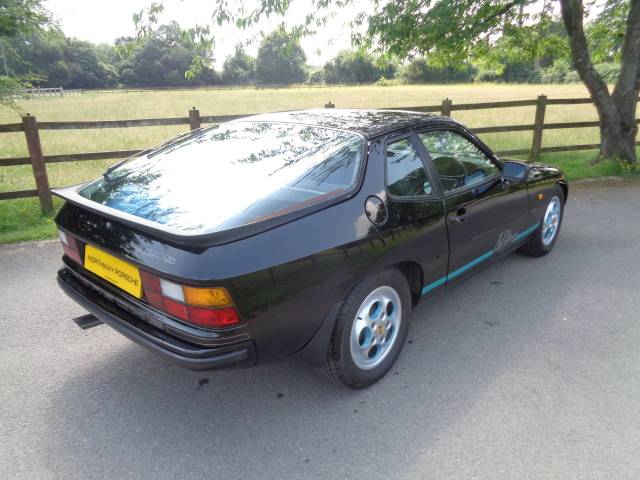 1987 Porsche 924 2.5 S Le Mans