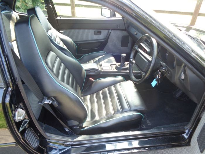 Porsche 924 2.5 S Le Mans Coupe Petrol Black