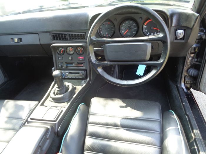 Porsche 924 2.5 S Le Mans Coupe Petrol Black
