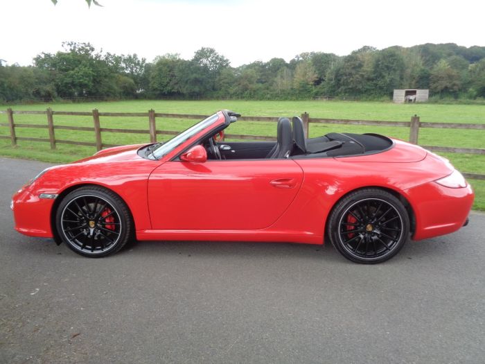 Porsche 911 MK 997 3.8 Carrera S PDK sports chrono, bose, pdk, heated/ventilated seats Convertible Petrol Red