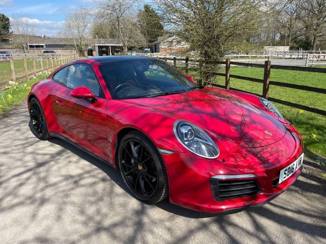 Porsche 911 3.0 991.2 Carrera 4 PDK Coupe Petrol Red