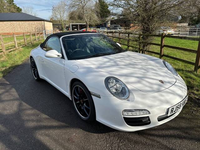 Porsche 911 MK 997 3.8 Carrera S PDK Gen 2 Convertible Petrol White