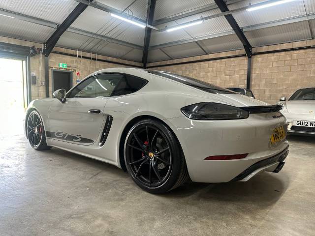 2018 Porsche Cayman 2.5 GTS