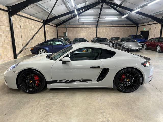 2018 Porsche Cayman 2.5 GTS