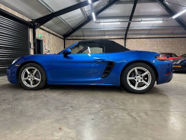 2016 Porsche Boxster 2.0  PDK