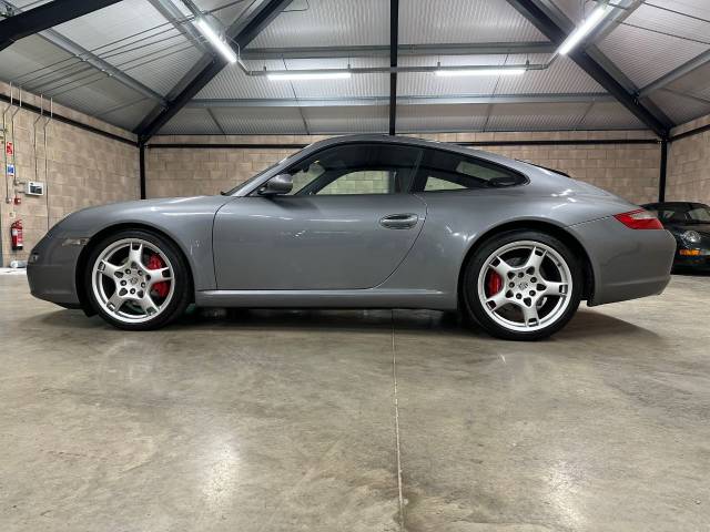 2004 Porsche 911 3.8 Carrera S