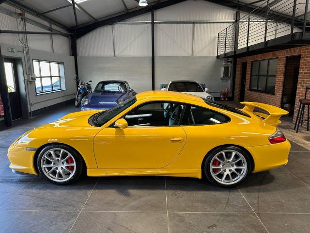 2004 Porsche 911 3.6 GT3 2dr