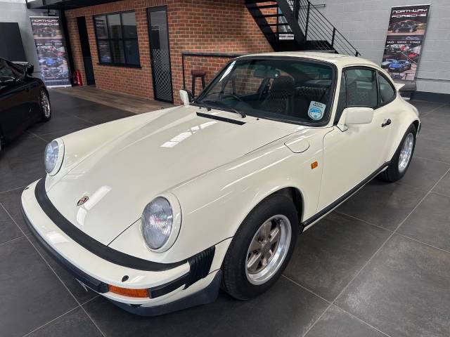 1984 Porsche 911 3.2 Carrera Coupe