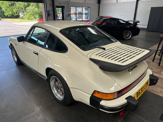 1984 Porsche 911 3.2 Carrera Coupe