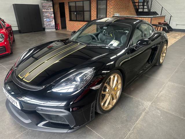 2020 Porsche Cayman 4.0 GT4 Clubsport PCCB Carbon buckets