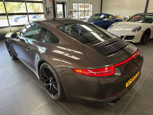 2015 Porsche 911 3.8 991 Carrera 4 GTS 2dr PDK