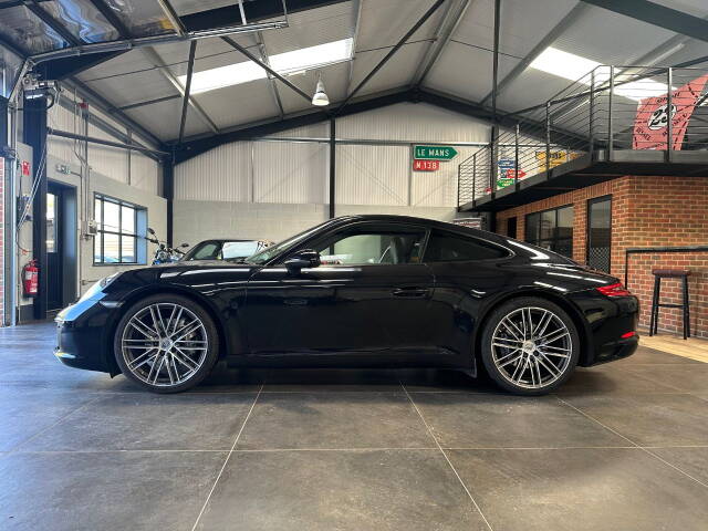 2017 Porsche 911 3.0 Carrera 2dr PDK