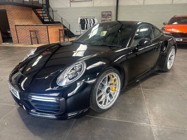 2016 Porsche 911 3.8 Turbo S PDK